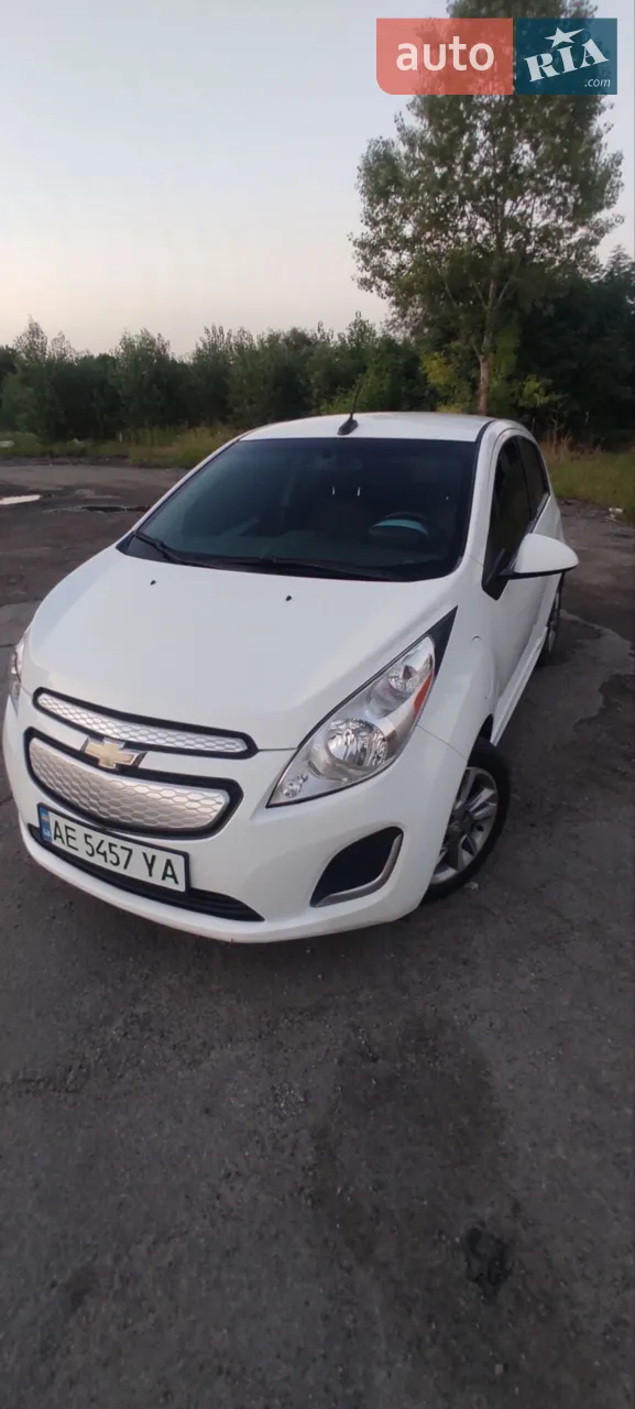 2013 Chevrolet Spark - мініатюра 32