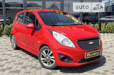 Хетчбек Chevrolet Spark 2015 в Мукачевому