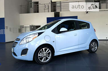 Хэтчбек Chevrolet Spark 2015 в Запорожье