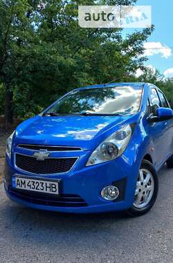 Хэтчбек Chevrolet Spark 2011 в Запорожье