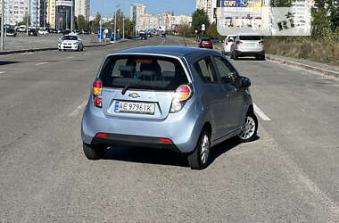 Хэтчбек Chevrolet Spark 2010 в Киеве