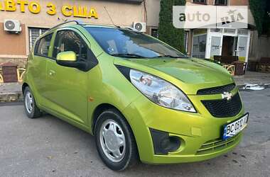 Хетчбек Chevrolet Spark 2010 в Львові