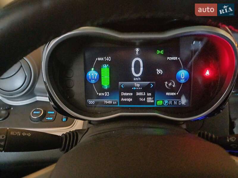 Хетчбек Chevrolet Spark 2015 в Рівному