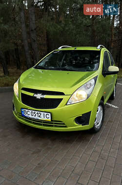 Хетчбек Chevrolet Spark 2010 в Яворові