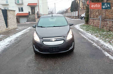Хетчбек Chevrolet Spark 2014 в 