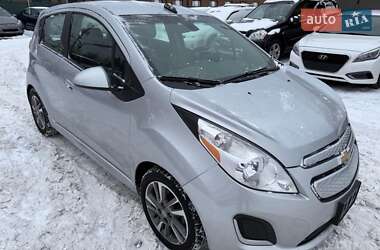 Хэтчбек Chevrolet Spark 2015 в Львове