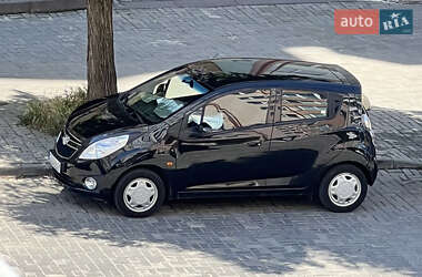 Chevrolet Spark 2011