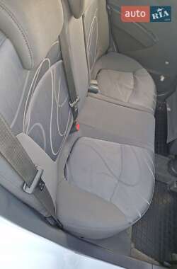 Хэтчбек Chevrolet Spark 2021 в 