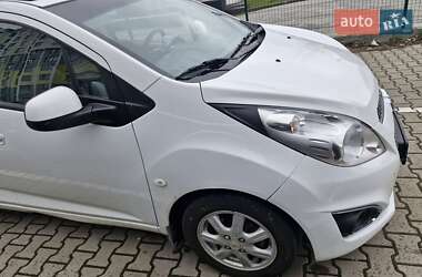 Хэтчбек Chevrolet Spark 2021 в 