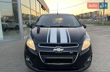 Хэтчбек Chevrolet Spark 2013 в 