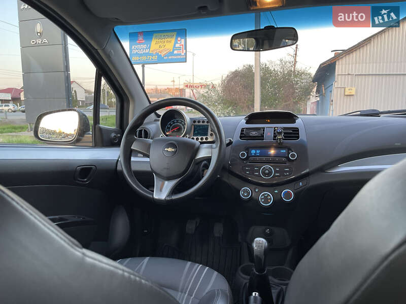 Хэтчбек Chevrolet Spark 2013 в Полтаве