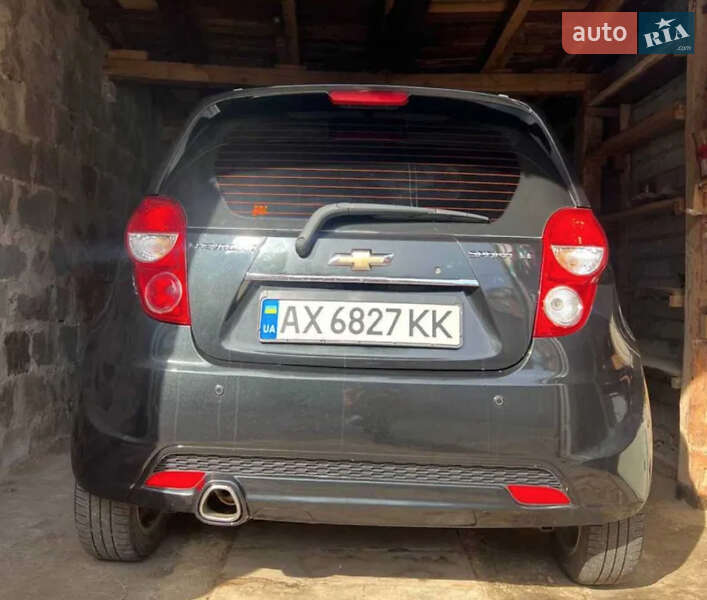 Хэтчбек Chevrolet Spark 2014 в Харькове