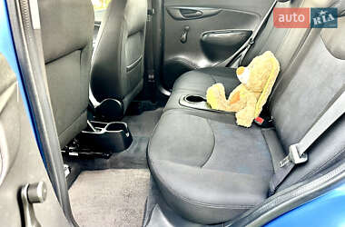 Хэтчбек Chevrolet Spark 2016 в 