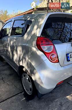 Хэтчбек Chevrolet Spark 2021 в 