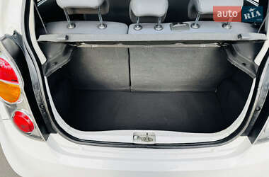 Хетчбек Chevrolet Spark 2012 в 