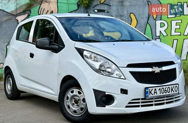 Хэтчбек Chevrolet Spark 2011 в Киеве