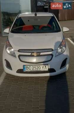Хэтчбек Chevrolet Spark 2016 в 