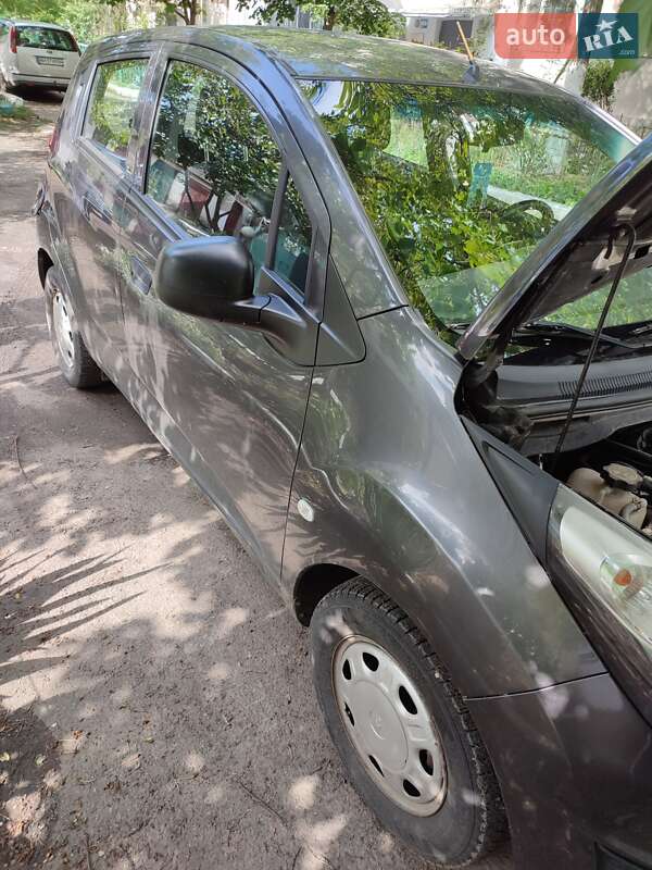 Хэтчбек Chevrolet Spark 2014 в Арцизе