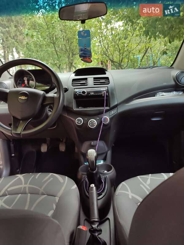 Хэтчбек Chevrolet Spark 2014 в Арцизе