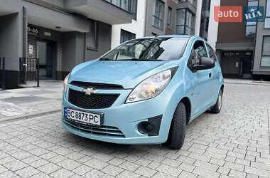 Хэтчбек Chevrolet Spark 2010 в Львове