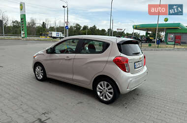 Хэтчбек Chevrolet Spark 2016 в 
