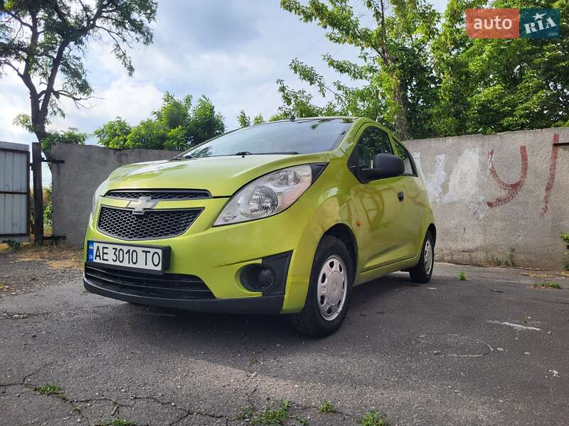 Хэтчбек Chevrolet Spark 2011 в Днепре