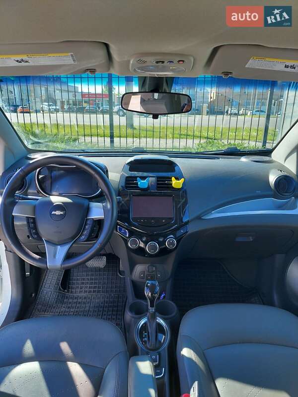 Хэтчбек Chevrolet Spark 2016 в Полтаве фото 9 Хэтчбек Chevrolet Spark 2016 в Полтаве