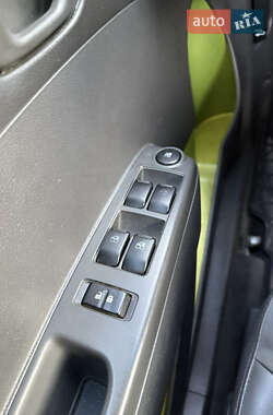 Хэтчбек Chevrolet Spark 2013 в 