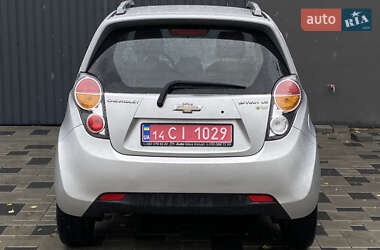 Хетчбек Chevrolet Spark 2011 в 