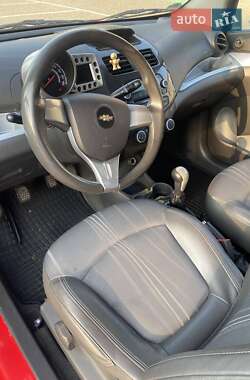 Хетчбек Chevrolet Spark 2013 в 