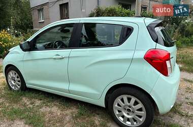 Хетчбек Chevrolet Spark 2017 в 