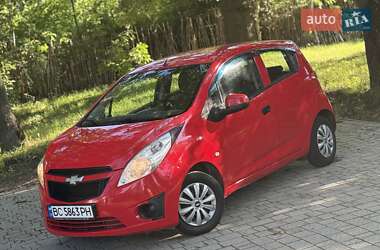 Хетчбек Chevrolet Spark 2011 в 