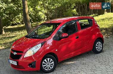 Хетчбек Chevrolet Spark 2011 в 