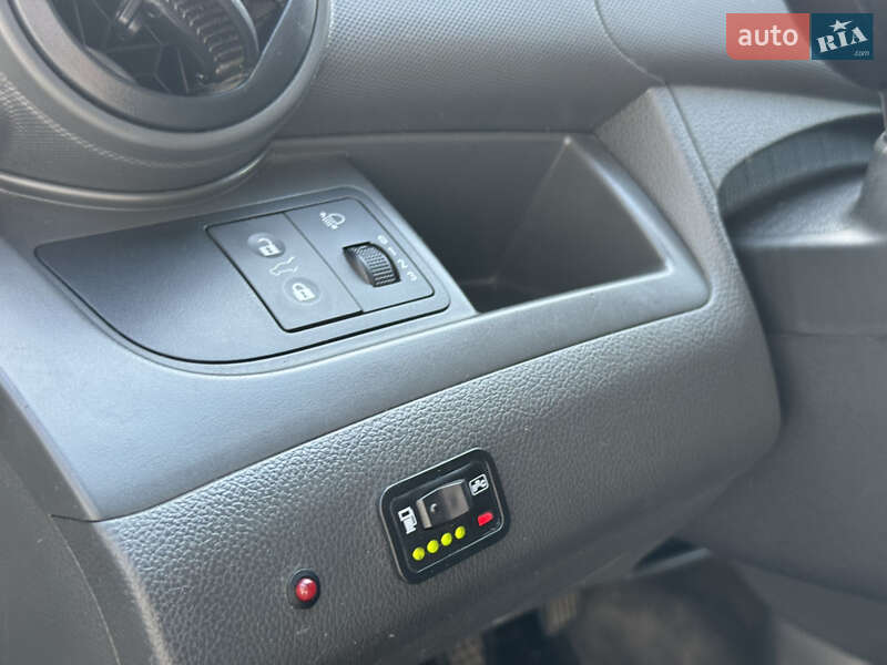 Хэтчбек Chevrolet Spark 2014 в Киеве