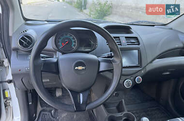 Хетчбек Chevrolet Spark 2014 в 
