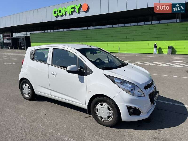 Хэтчбек Chevrolet Spark 2021 в Киеве