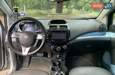 Хетчбек Chevrolet Spark 2014 в 