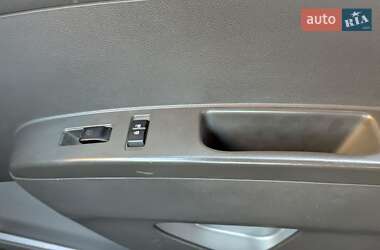 Хэтчбек Chevrolet Spark 2015 в 