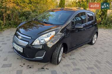 Хетчбек Chevrolet Spark 2015 в Рівному