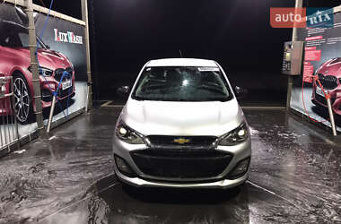 Хэтчбек Chevrolet Spark 2020 в 