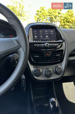 Хэтчбек Chevrolet Spark 2020 в 