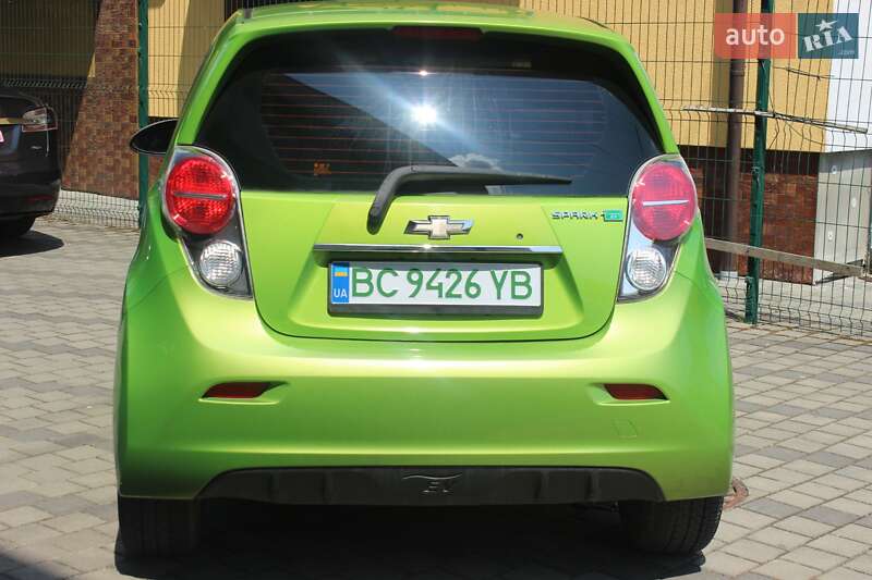 Хэтчбек Chevrolet Spark 2016 в Дрогобыче фото 2 Хэтчбек Chevrolet Spark 2016 в Дрогобыче