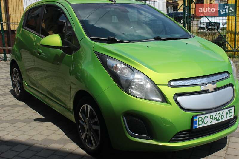 Хэтчбек Chevrolet Spark 2016 в Дрогобыче фото 3 Хэтчбек Chevrolet Spark 2016 в Дрогобыче