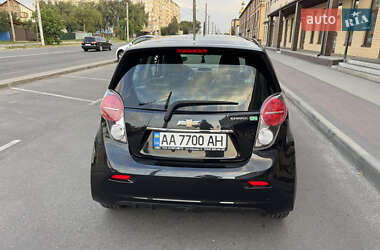 Хетчбек Chevrolet Spark 2016 в 