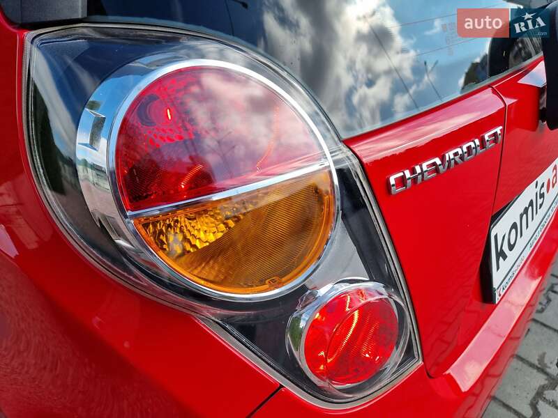 Хэтчбек Chevrolet Spark 2012 в Виннице