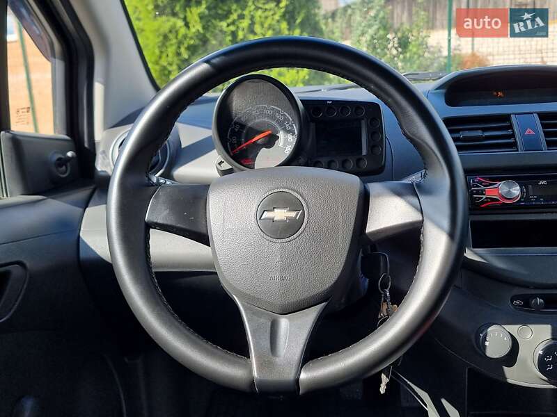 Хэтчбек Chevrolet Spark 2012 в Виннице