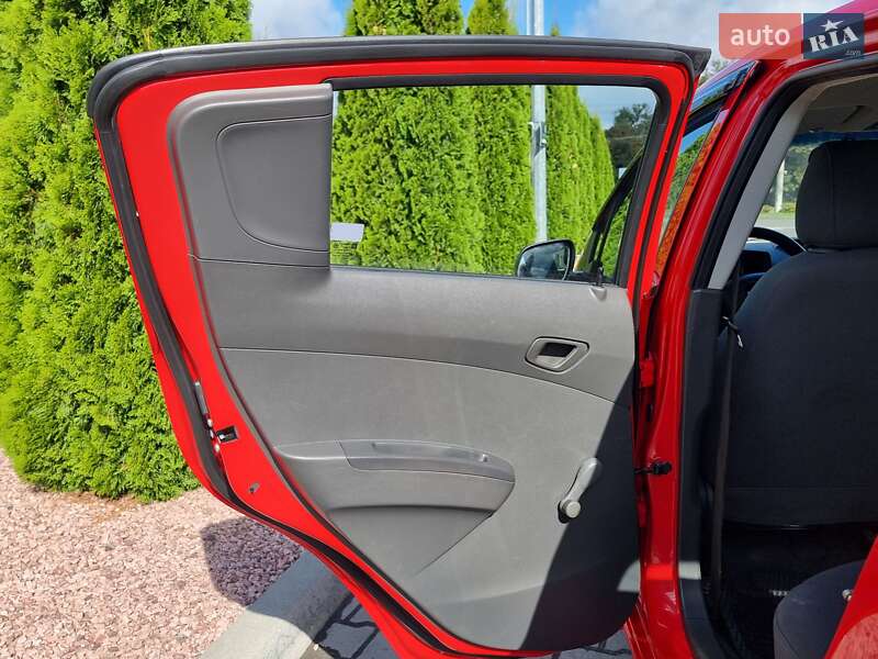 Хэтчбек Chevrolet Spark 2012 в Виннице