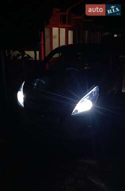 Хэтчбек Chevrolet Spark 2012 в 