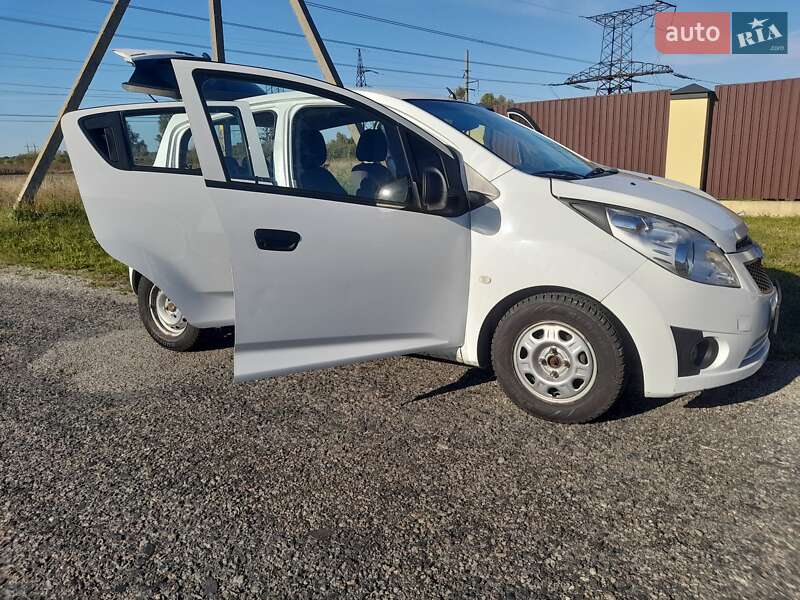 Хэтчбек Chevrolet Spark 2011 в Броварах фото 14 Хэтчбек Chevrolet Spark 2011 в Броварах