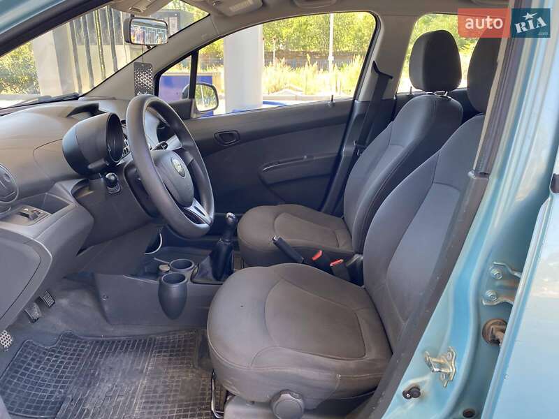 Хэтчбек Chevrolet Spark 2010 в Николаеве